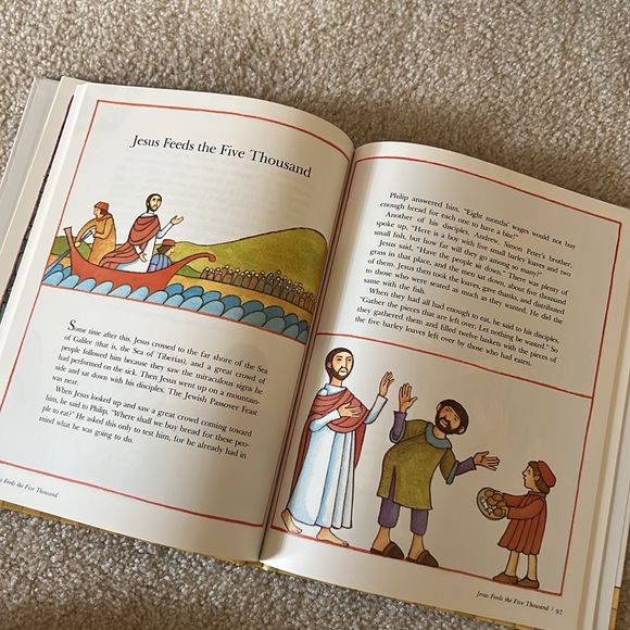 Hardcover Tomie dePaola’s book of Bible Stories - EC- SFH - Picture 5 of 9